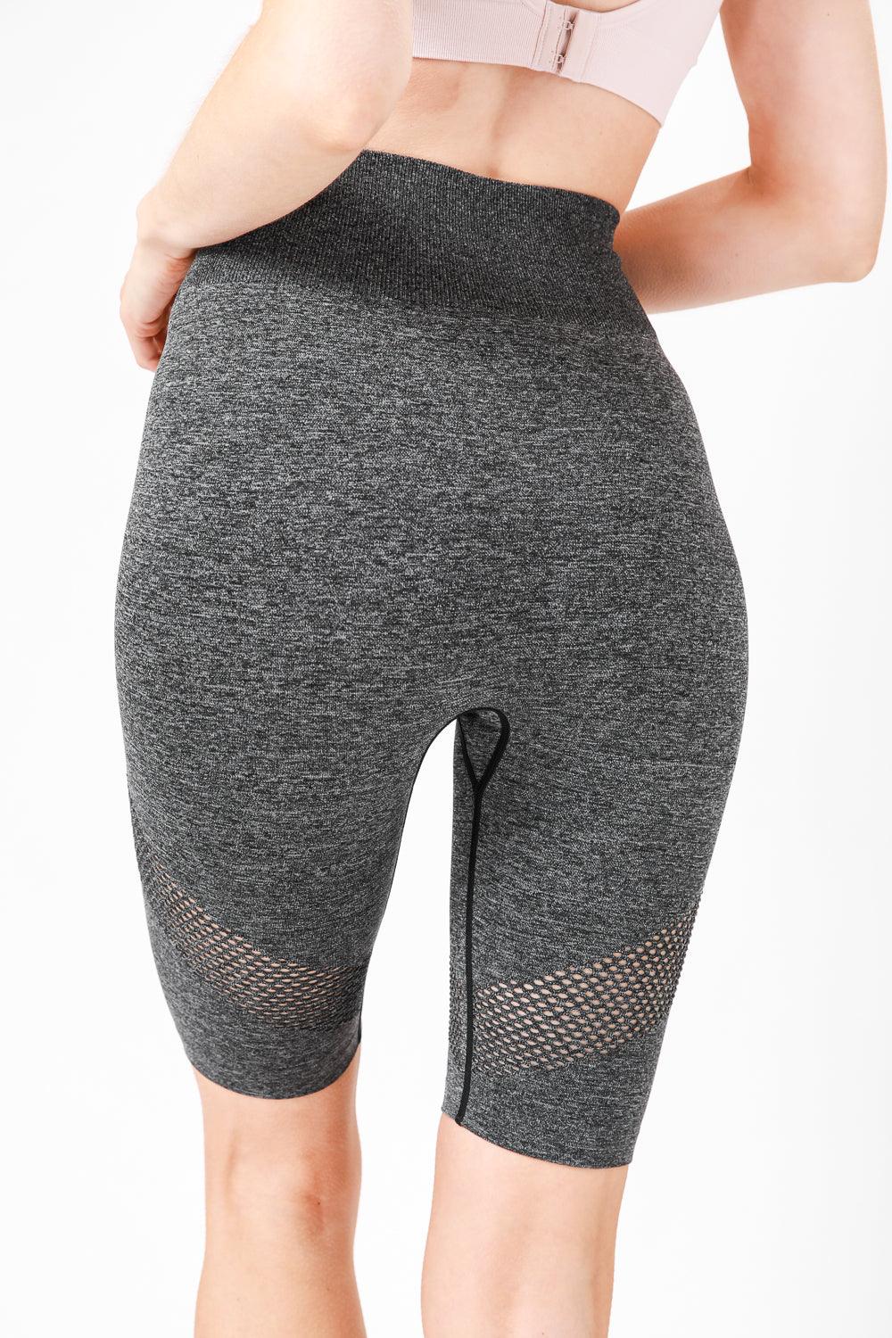 KENNETH COLE - טייץ אורך ברך שילוב רשת אפור כהה - MASHBIR//365