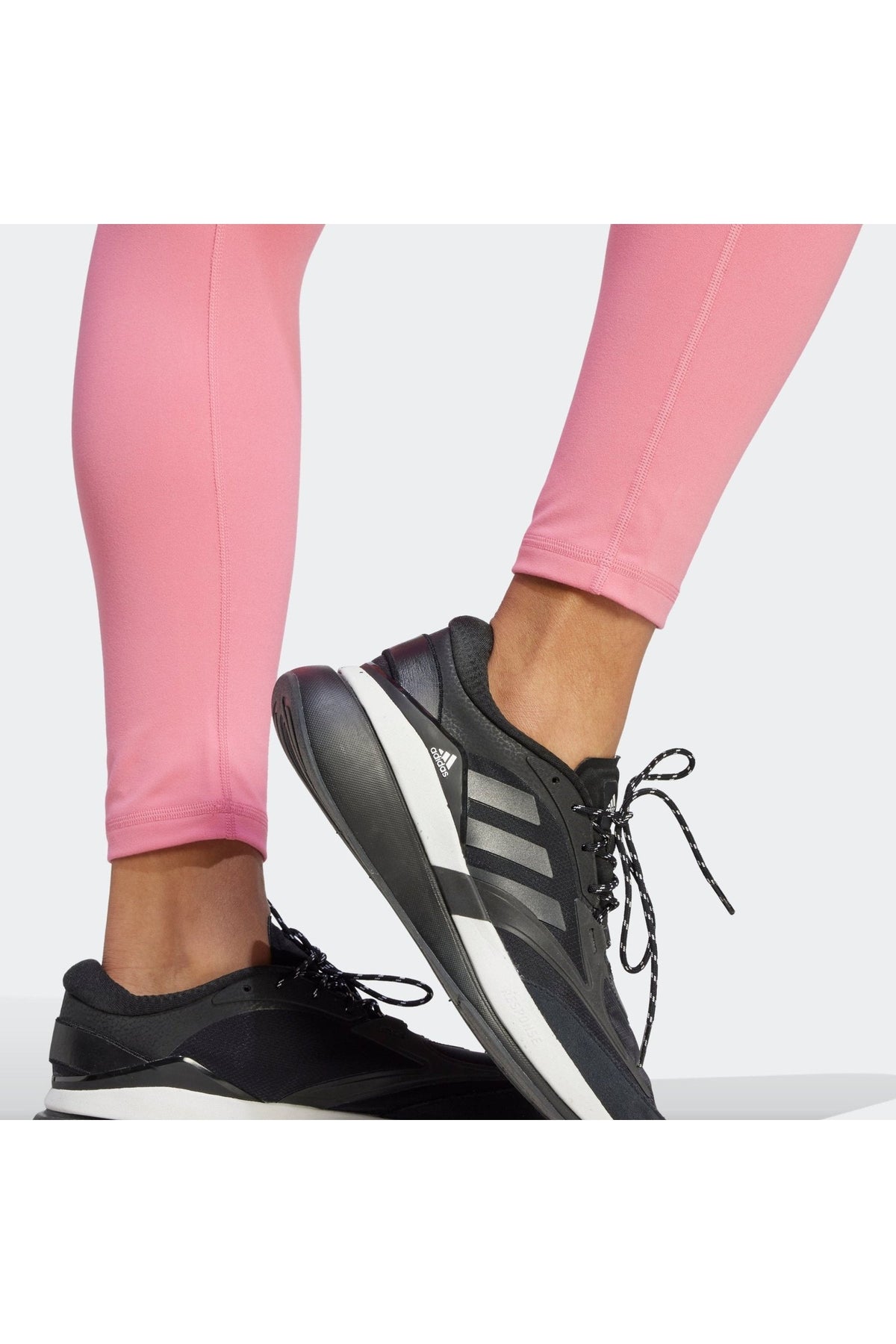 ADIDAS - טייץ לנשים SCRIBBLE בצבע ורוד - MASHBIR//365