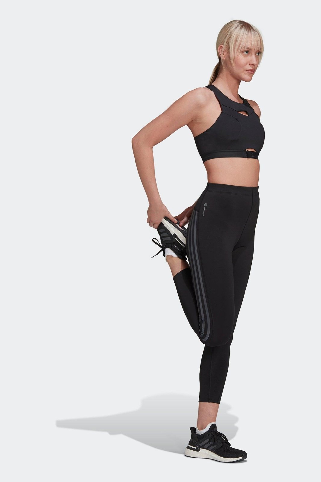 ADIDAS - טייץ RUN ICONS 3-STRIPES 7/8 בצבע שחור - MASHBIR//365