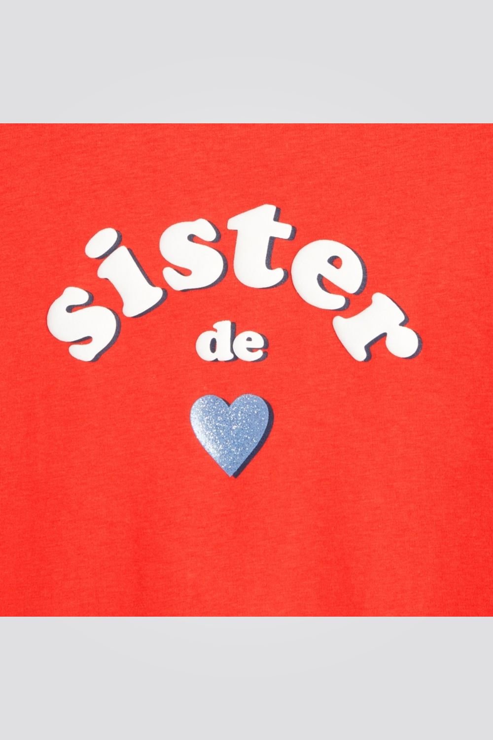 OKAIDI - טישירט אדומה עם שרוולים ארוכים והדפס SISTER - MASHBIR//365