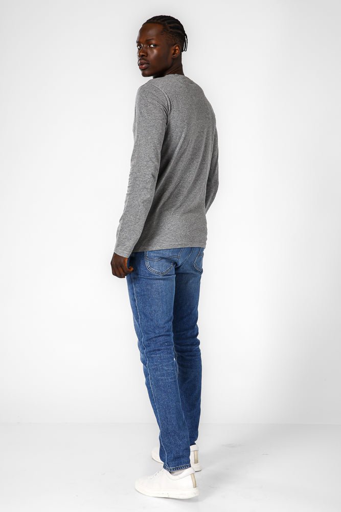 DELTA - טישירט ארוכה קלאסית צווארון עגול בצבע אפור - MASHBIR//365