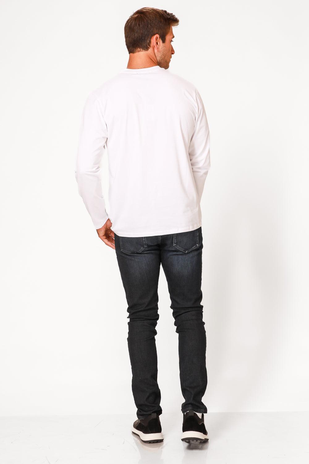 SCORCHER - טישירט ארוכה לגבר בצבע לבן - MASHBIR//365