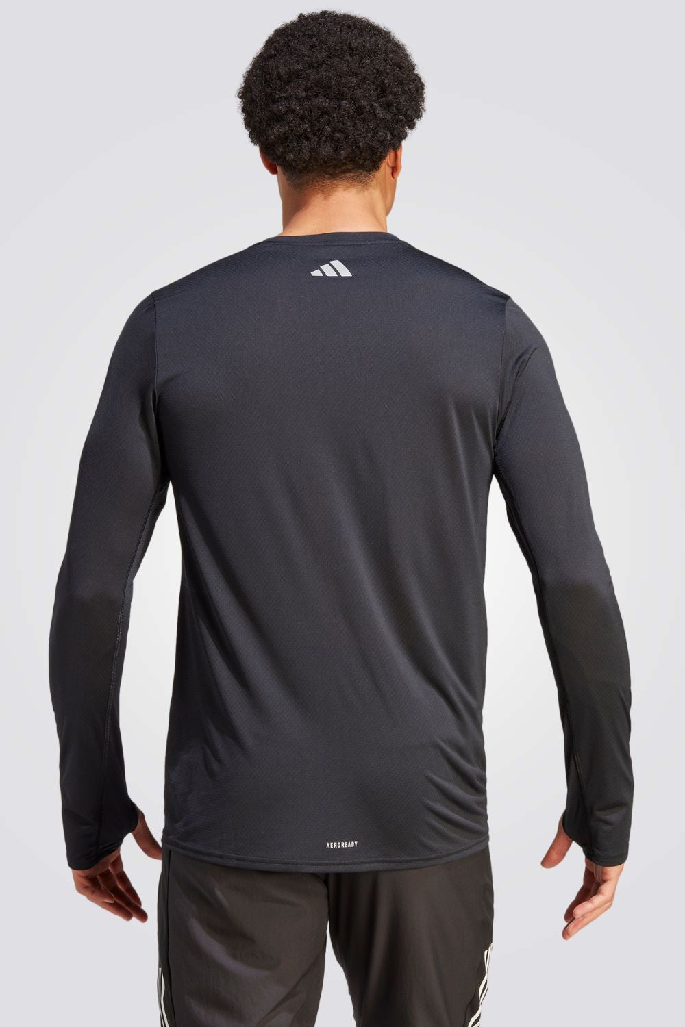 ADIDAS - טישירט ארוכה לגברים BRAND LOVE בצבע שחור - MASHBIR//365