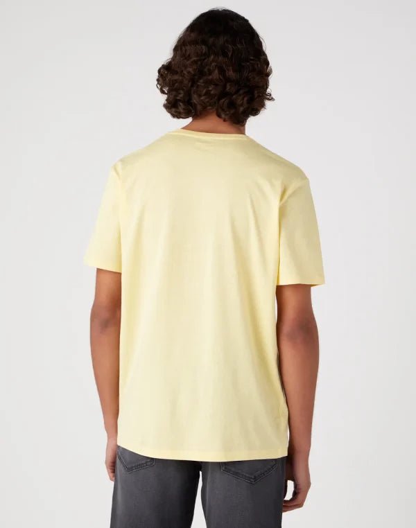 WRANGLER - טישירט בצבע צהוב - MASHBIR//365