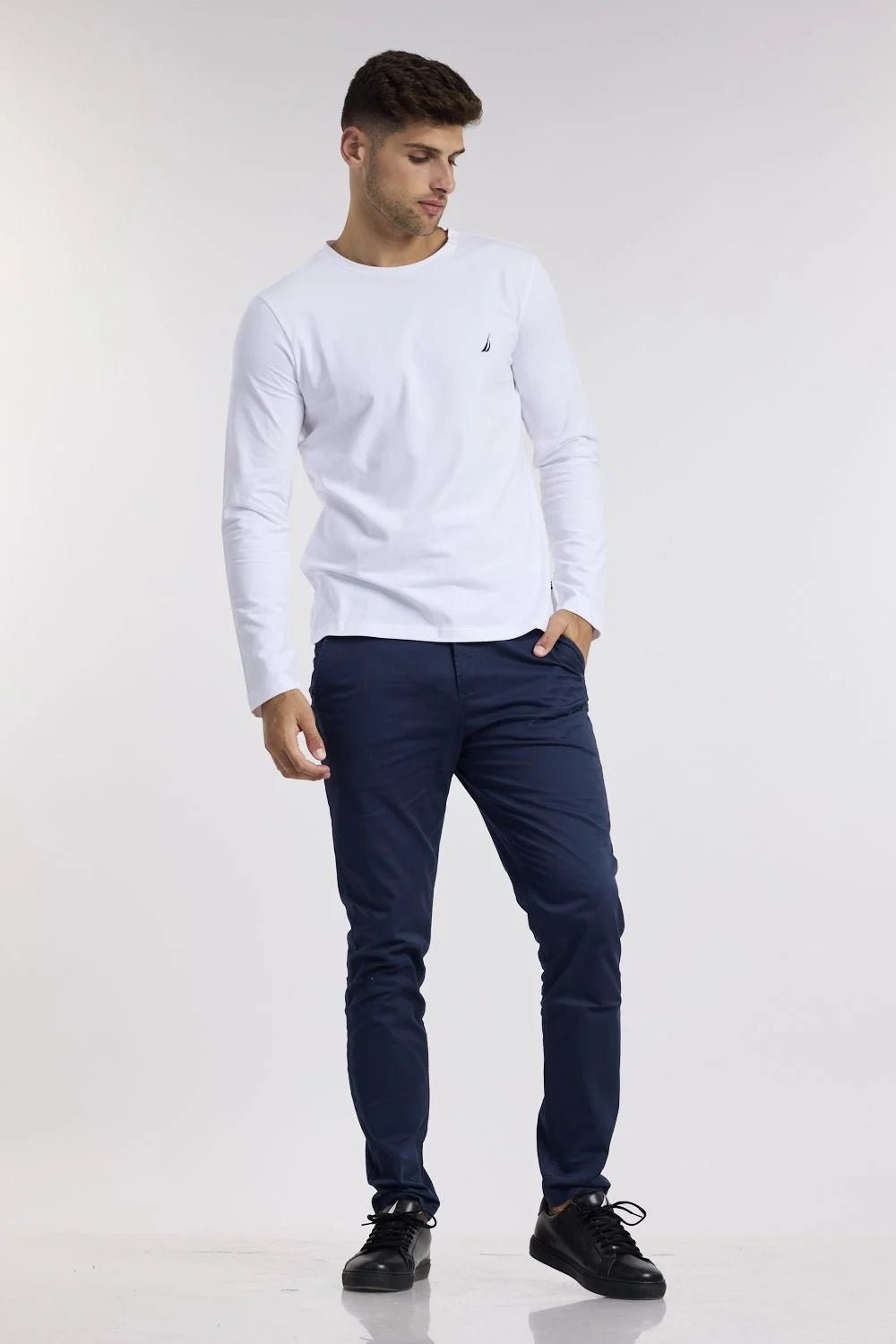 NAUTICA - טישירט בצבע לבן עם רקמת לוגו - MASHBIR//365