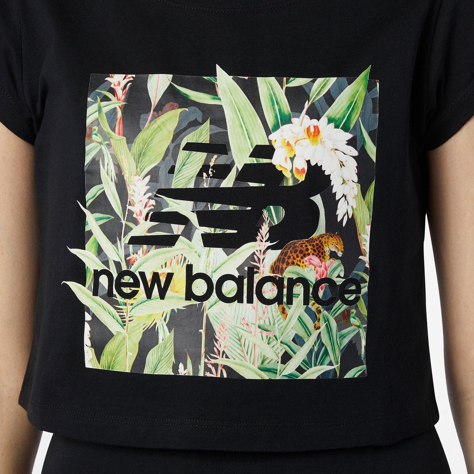 NEW BALANCE - טישירט BOTANICAL בצבע שחור - MASHBIR//365