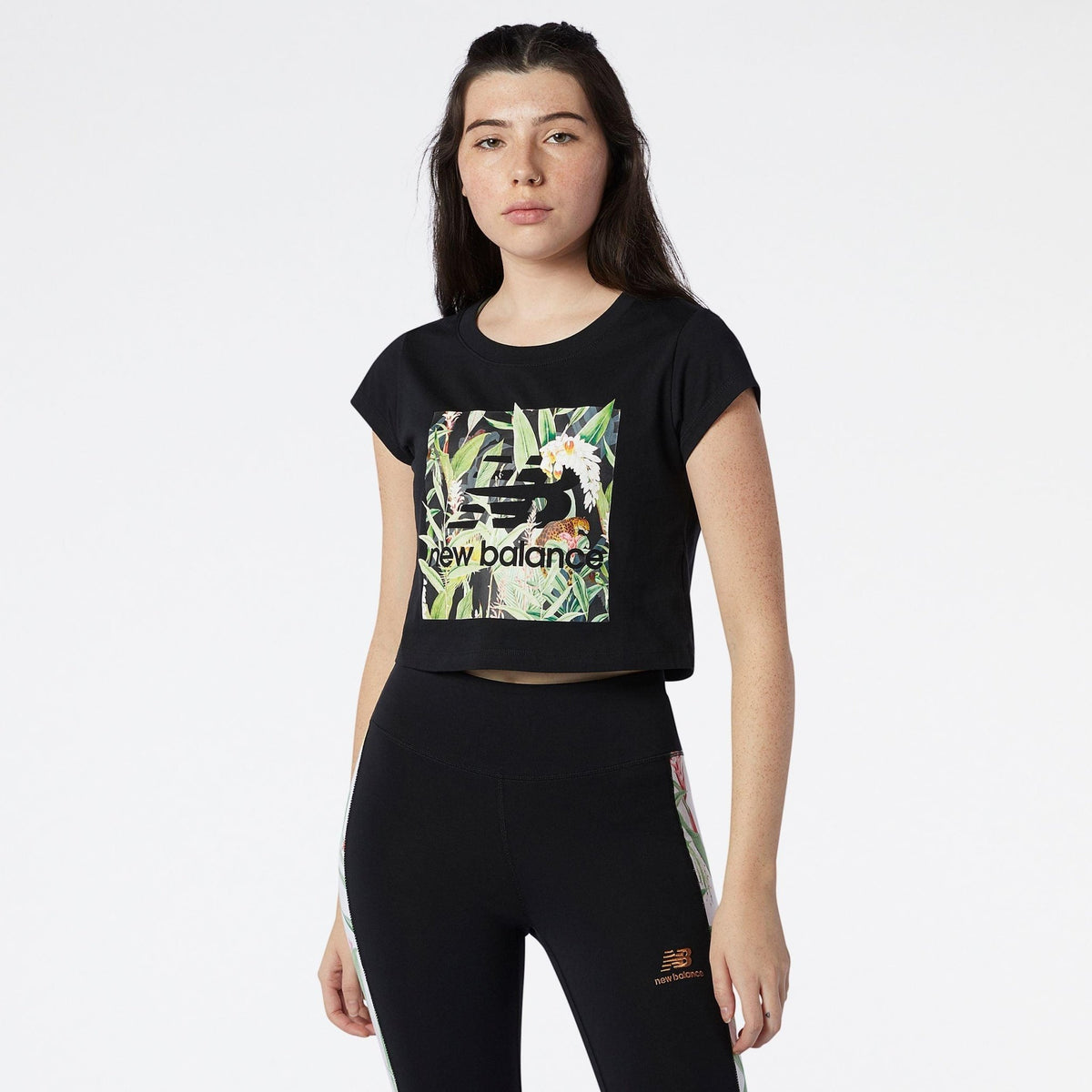 NEW BALANCE - טישירט BOTANICAL בצבע שחור - MASHBIR//365