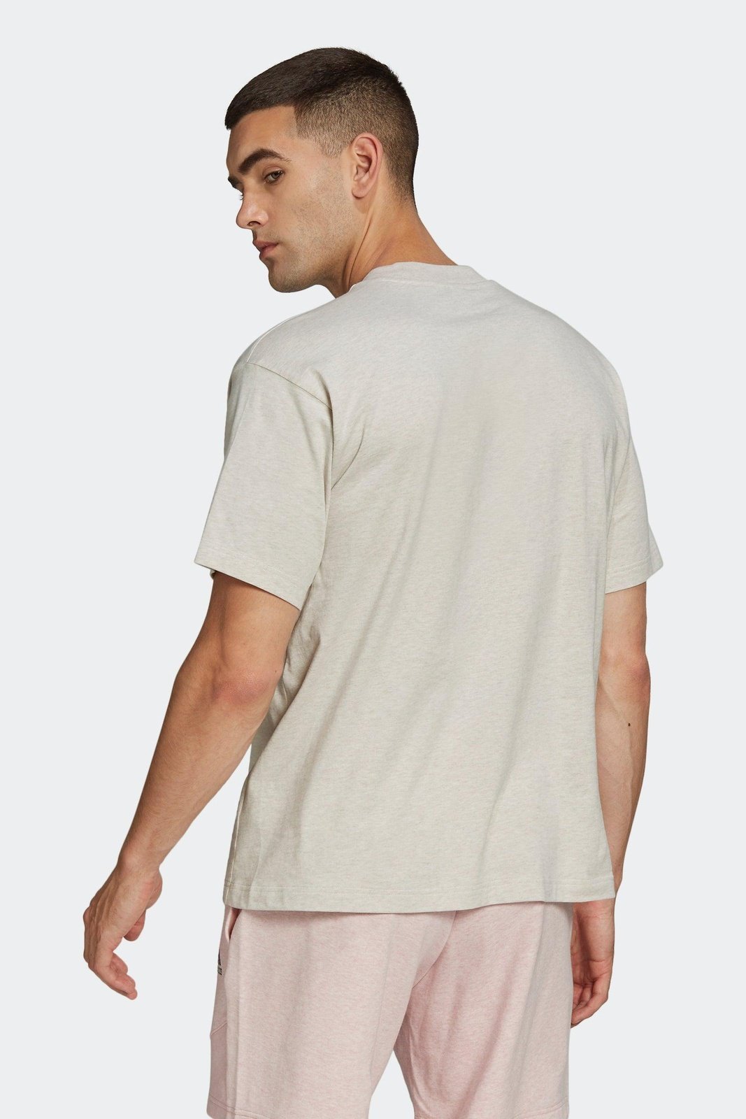 ADIDAS - טישירט BOTANICALLY DYED בצבע בז' - MASHBIR//365