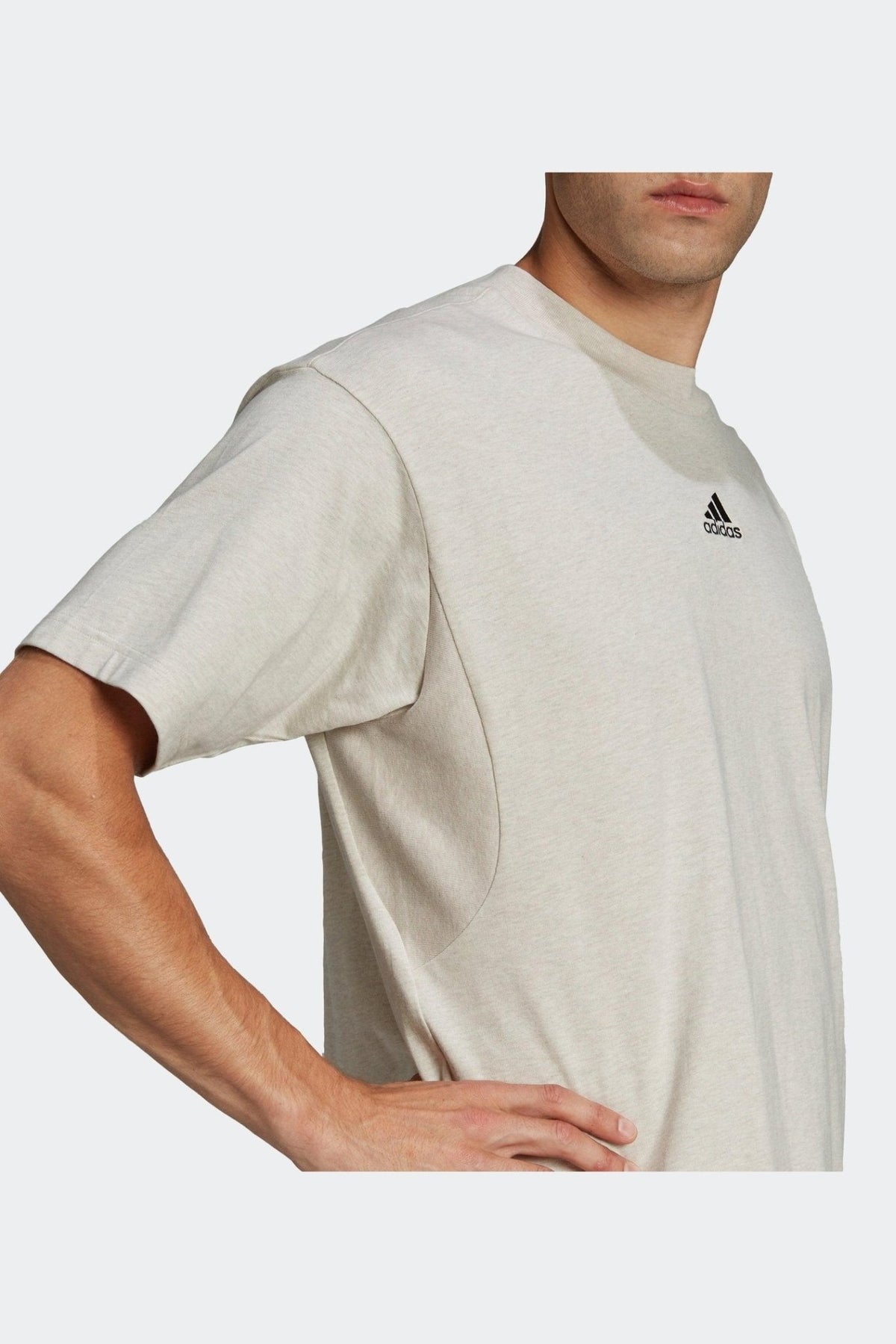 ADIDAS - טישירט BOTANICALLY DYED בצבע בז' - MASHBIR//365