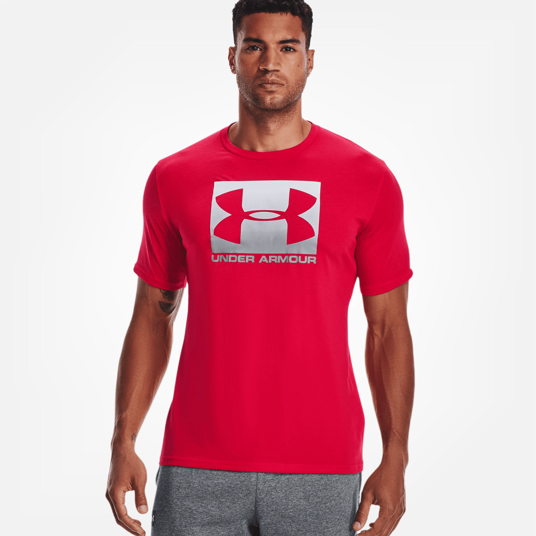 UNDER ARMOUR - טישירט Boxed Sportstyle בצבע אדום - MASHBIR//365