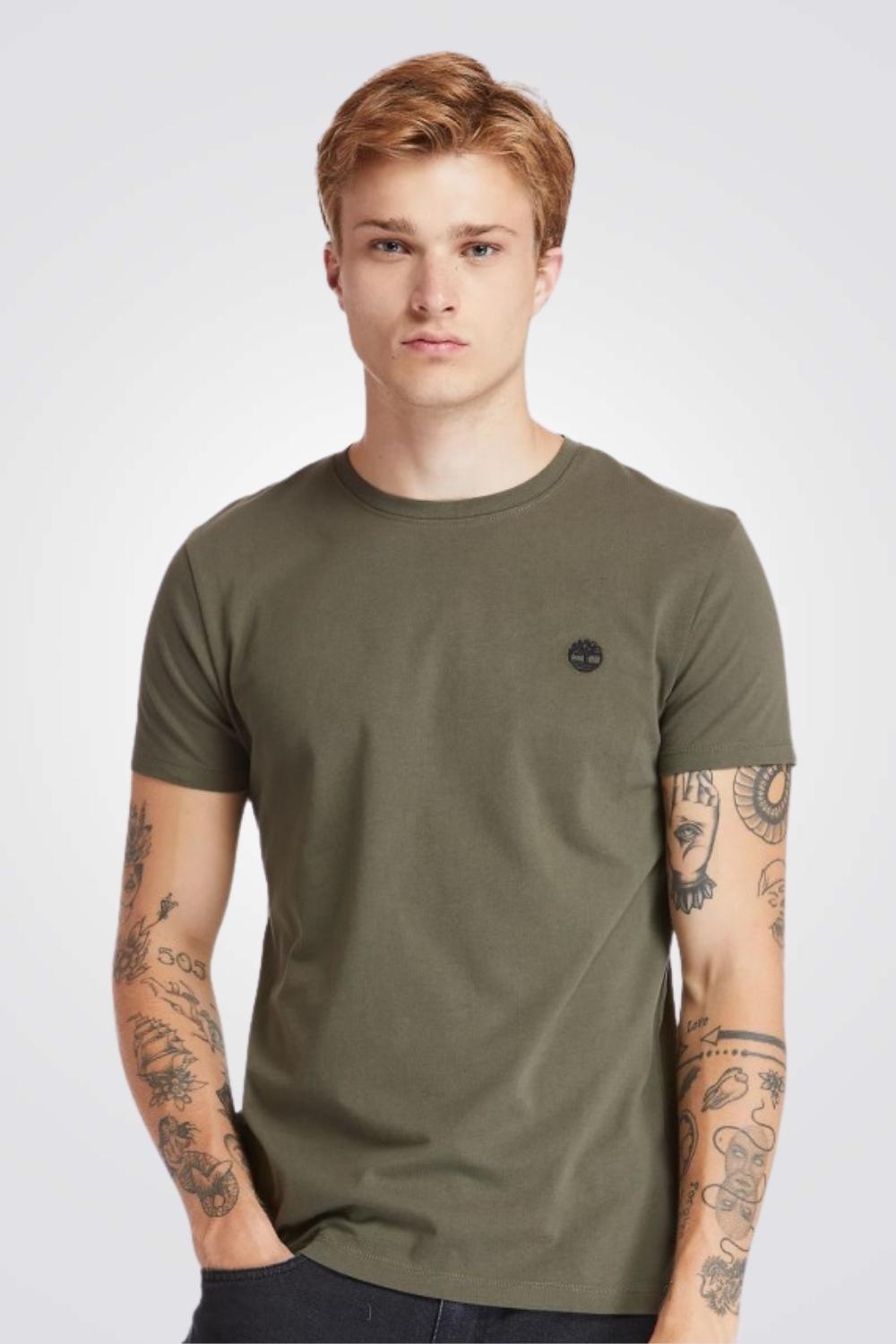 TIMBERLAND - טישירט DUN RIVER בצבע ירוק זית - MASHBIR//365