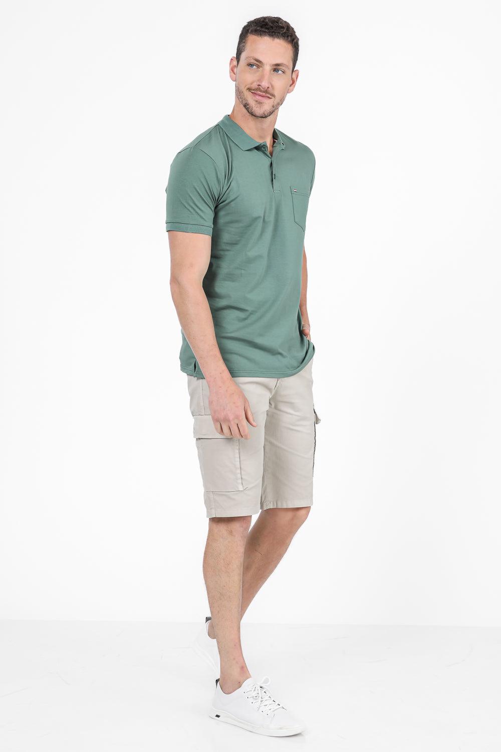 SCORCHER - טישירט פולו עם כיס בחזה בצבע ירוק זית - MASHBIR//365