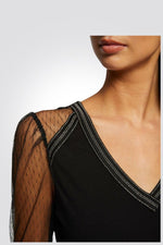 MORGAN - טישירט חגיגית וי עם שרוול שקוף בשחור - MASHBIR//365