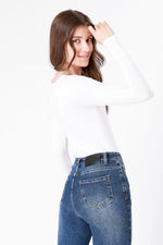  טישירט ג'רסי לבן מפתח עגול | קנת קול
