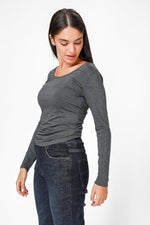  טישירט ג'רסי מפתח רחב בצבע אפור | קנת קול 
