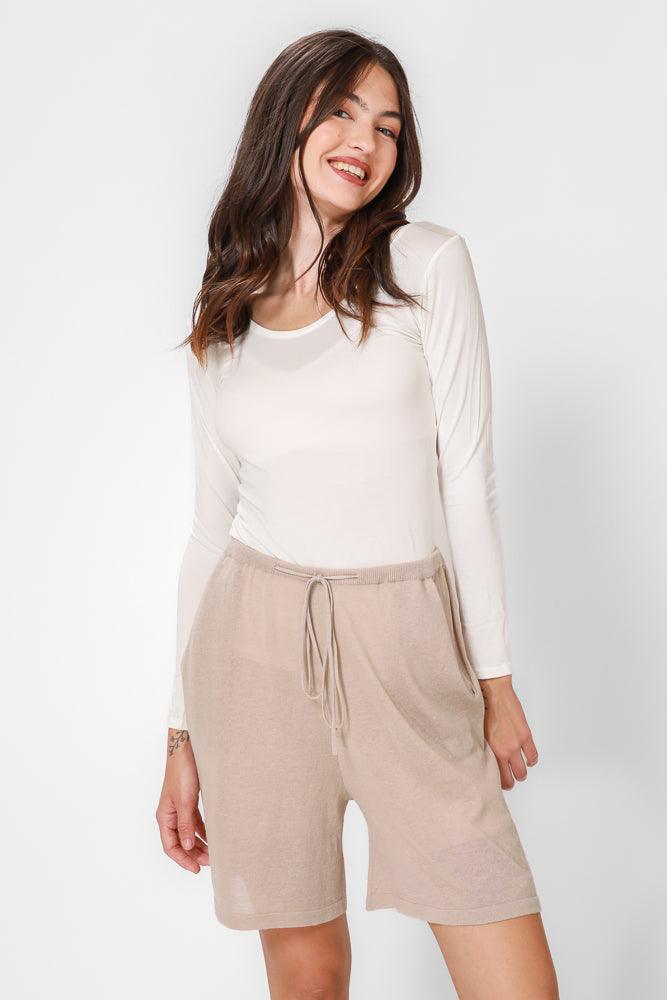  טישירט ג'רסי מפתח רחב בצבע לבן | קנת קול 
