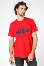 Tommy Hilfiger - טישירט הדפס גרפי בצבע אדום - MASHBIR//365