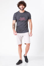 SCORCHER - טישירט הדפס גרפי בצבע אפור - MASHBIR//365