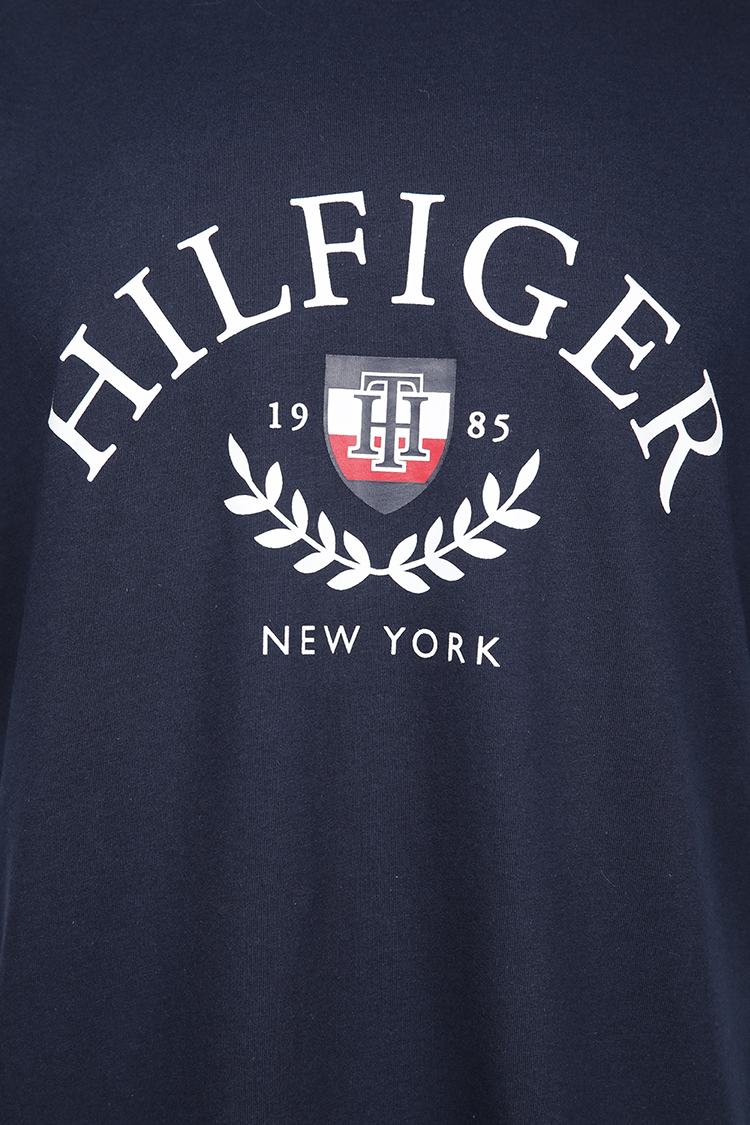 Tommy Hilfiger - טישירט הדפס גרפי בצבע נייבי - MASHBIR//365