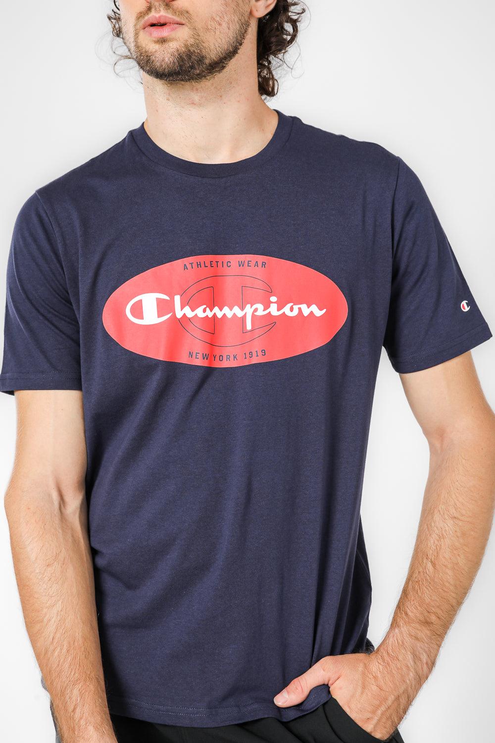 CHAMPION - טישירט הדפס לוגו לגבר בצבע נייבי - MASHBIR//365