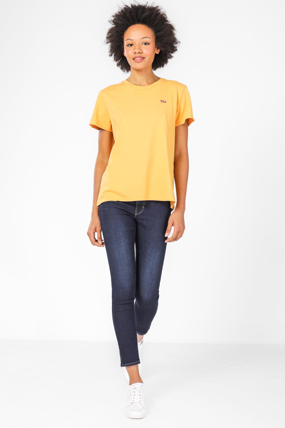 LEVI'S - טישירט צהובה עם לוגו בחזית - MASHBIR//365