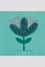 OKAIDI - טישירט ילדות שרוול ארוך בירוק עם הדפס בולט של עלה ופייטים - MASHBIR//365