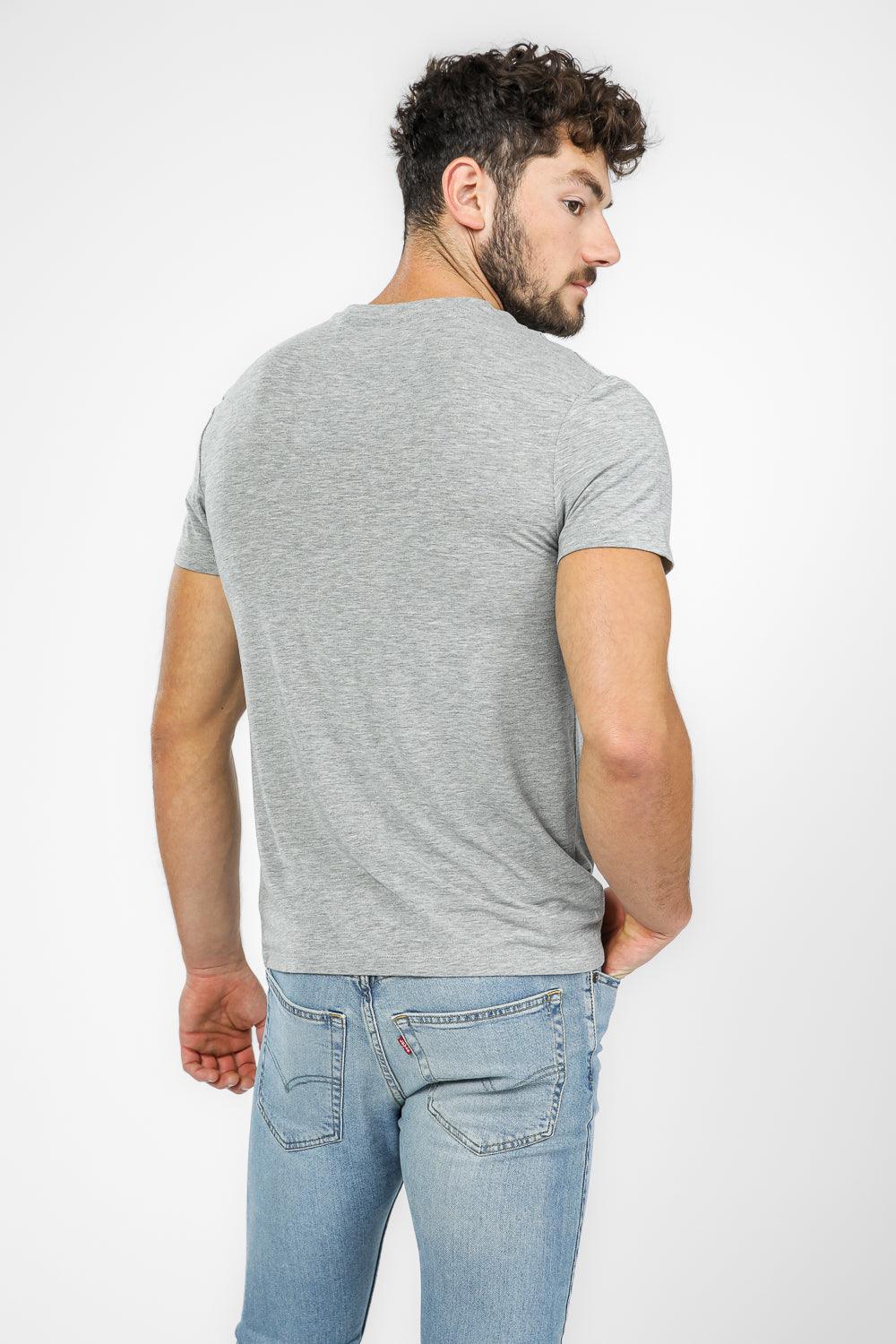 DELTA - טישירט קצרה צאוורון V לגבר בצבע אפור - MASHBIR//365