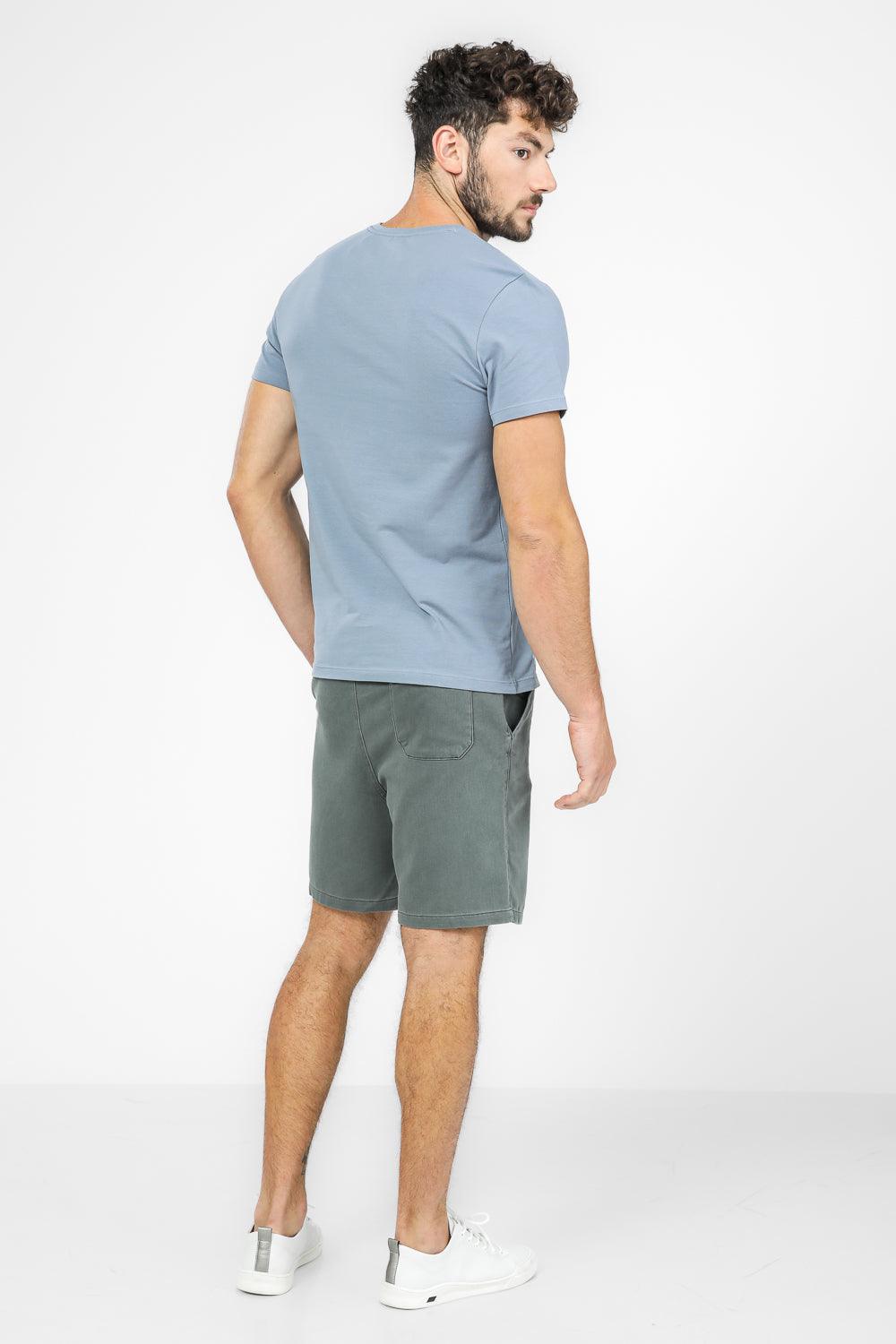 DELTA - טישירט קצרה צאוורון V לגבר בצבע תכלת - MASHBIR//365