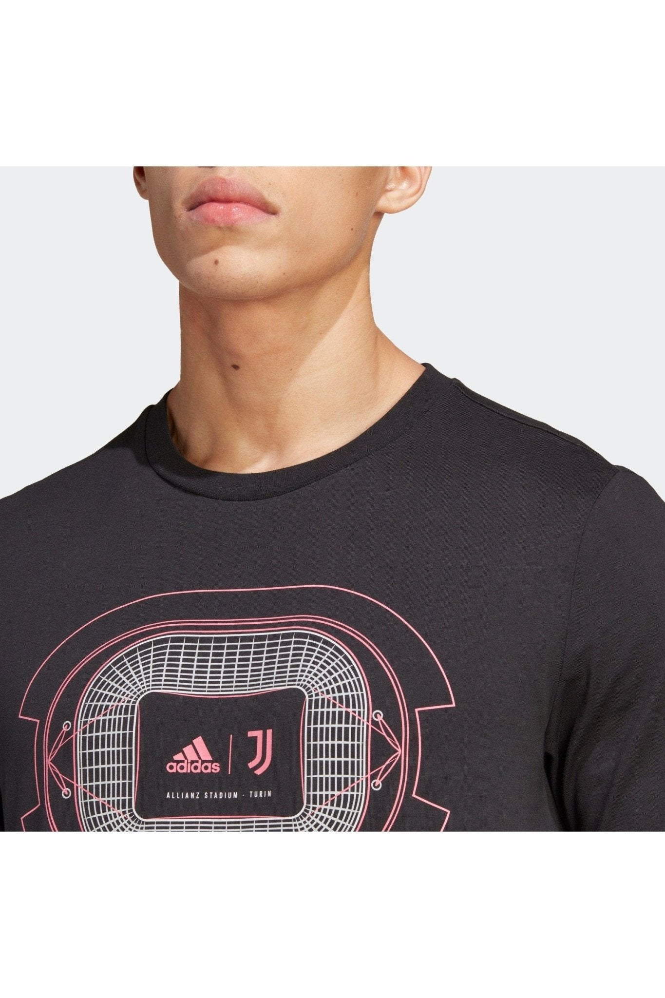 ADIDAS - טישירט קצרה יובנטוס JUVENTUS בצבע שחור - MASHBIR//365