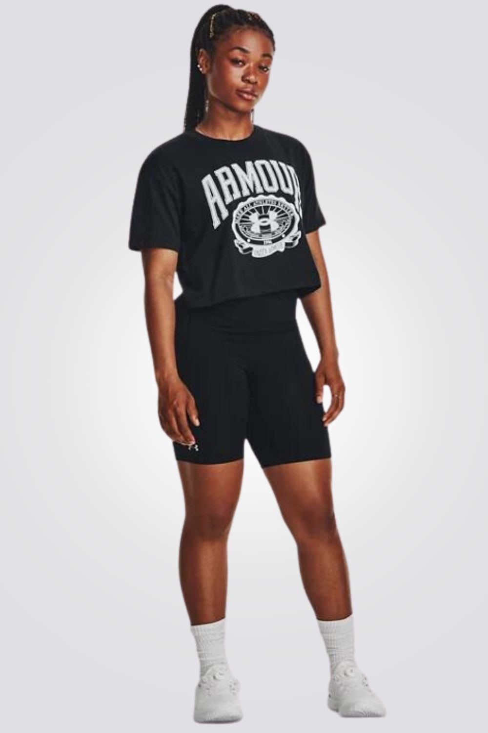 UNDER ARMOUR - טישירט קצרה לנשים בצבע שחור - MASHBIR//365