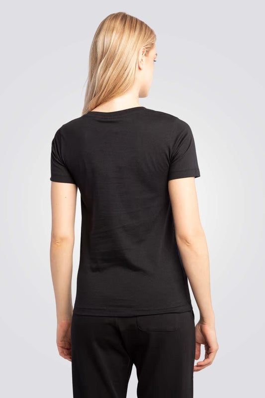 CHAMPION - טישירט קצרה לנשים V-NECK בצבע שחור - MASHBIR//365