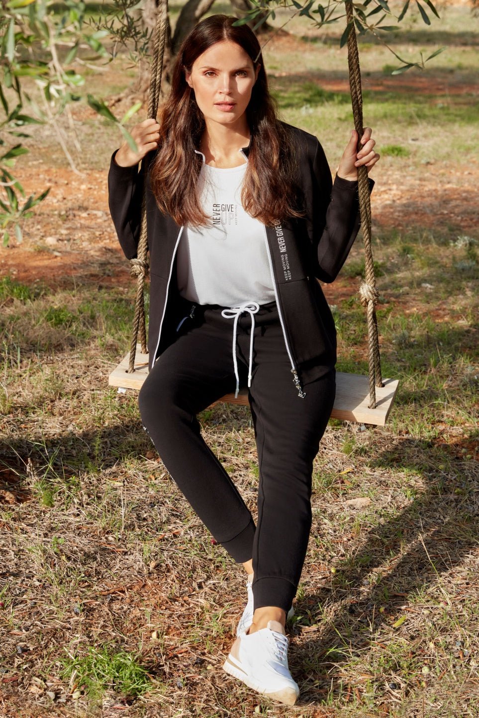 PUNT ROMA - טישירט קצרה עם הדפס בצבע לבן - MASHBIR//365