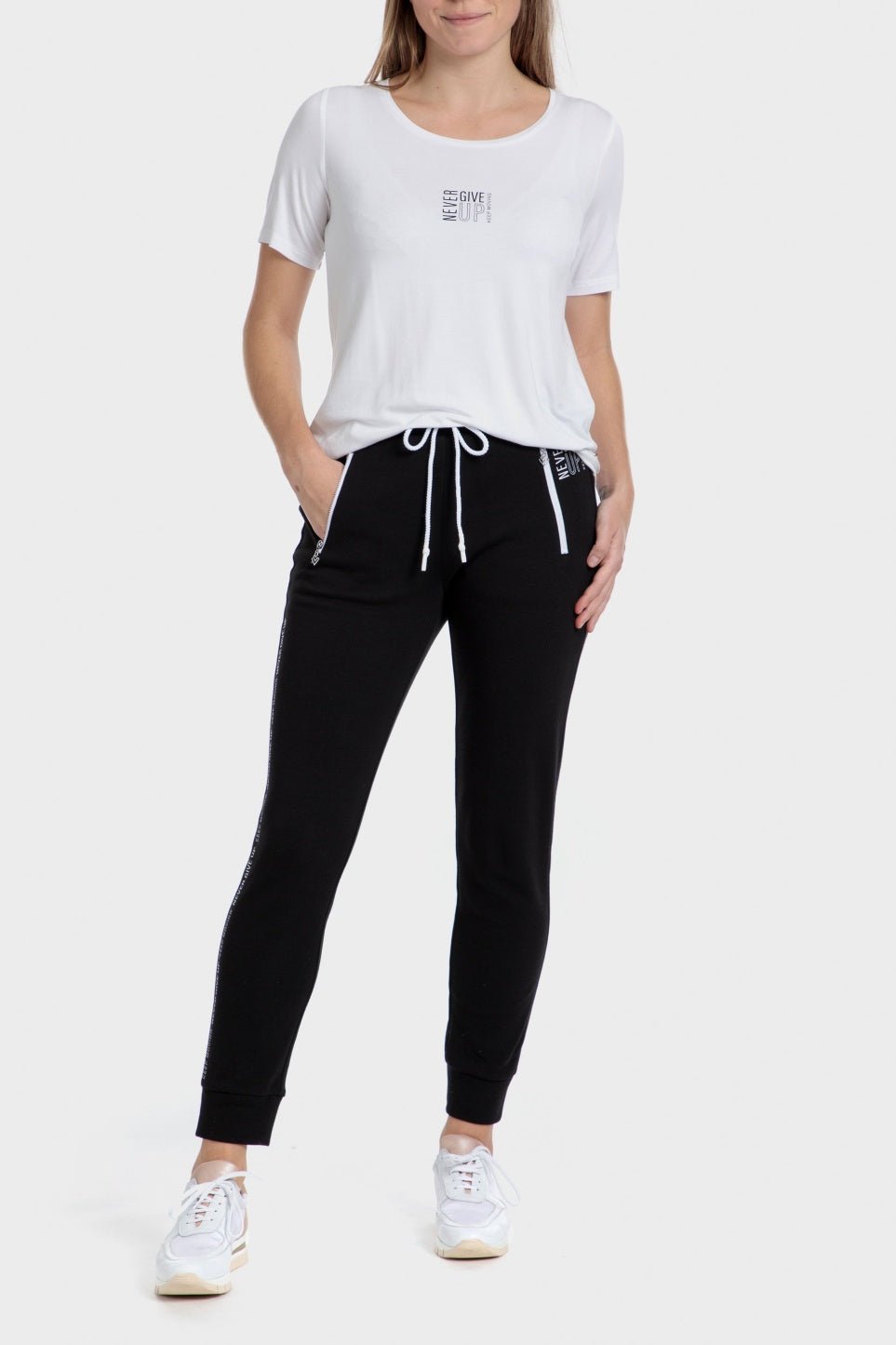 PUNT ROMA - טישירט קצרה עם הדפס בצבע לבן - MASHBIR//365