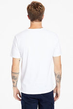 TIMBERLAND - טישירט קצרה עם הדפס לוגו בצבע לבן - MASHBIR//365