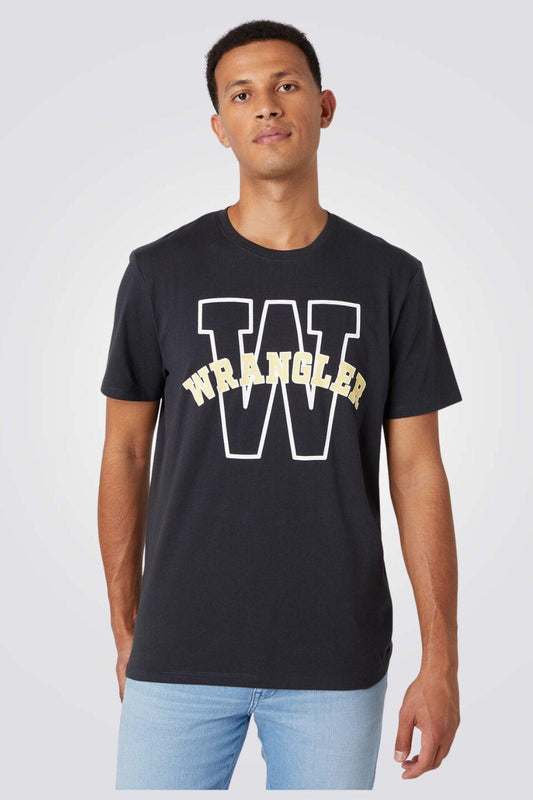 WRANGLER - טישירט קצרה עם לוגו בצבע שחור - MASHBIR//365