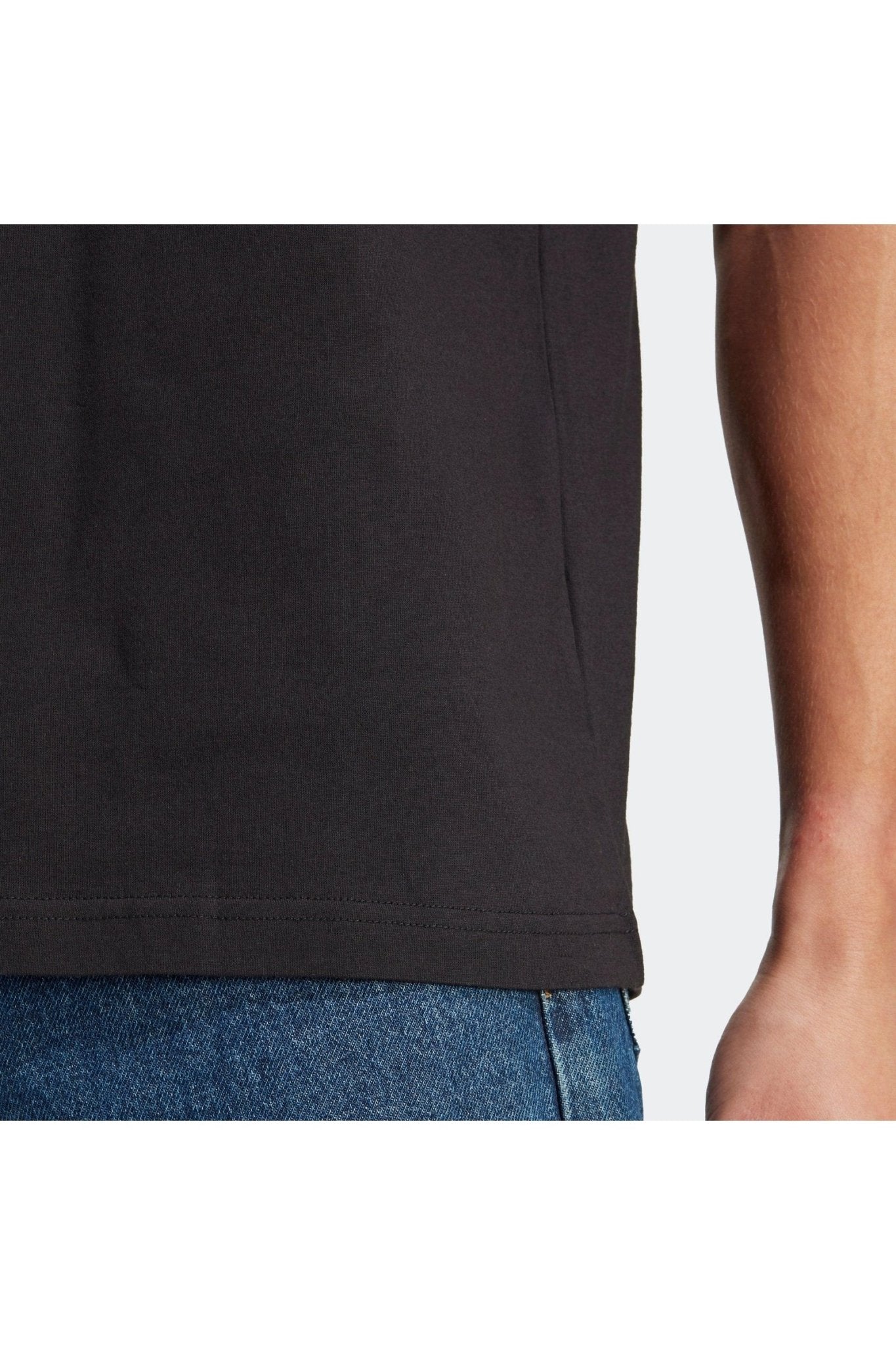 ADIDAS - טישירט קצרה מנצ'סטר יונייטד MANCHESTER UNITED בצבע שחור - MASHBIR//365