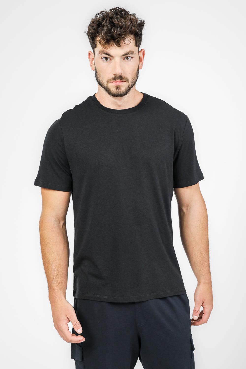 DELTA - טישירט קצרה צווארון עגול לגבר בצבע שחור - MASHBIR//365