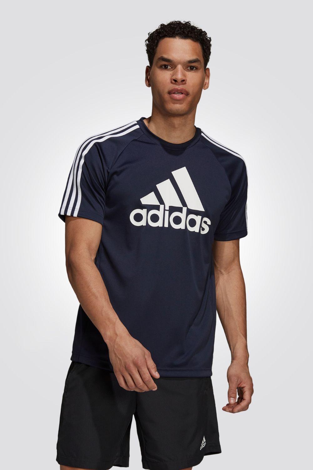 ADIDAS - טישירט לגבר AEROREADY SERENO בצבע נייבי - MASHBIR//365