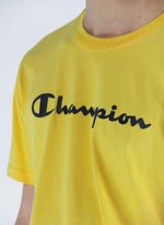 CHAMPION - טישירט לגבר בצבע צהוב - MASHBIR//365