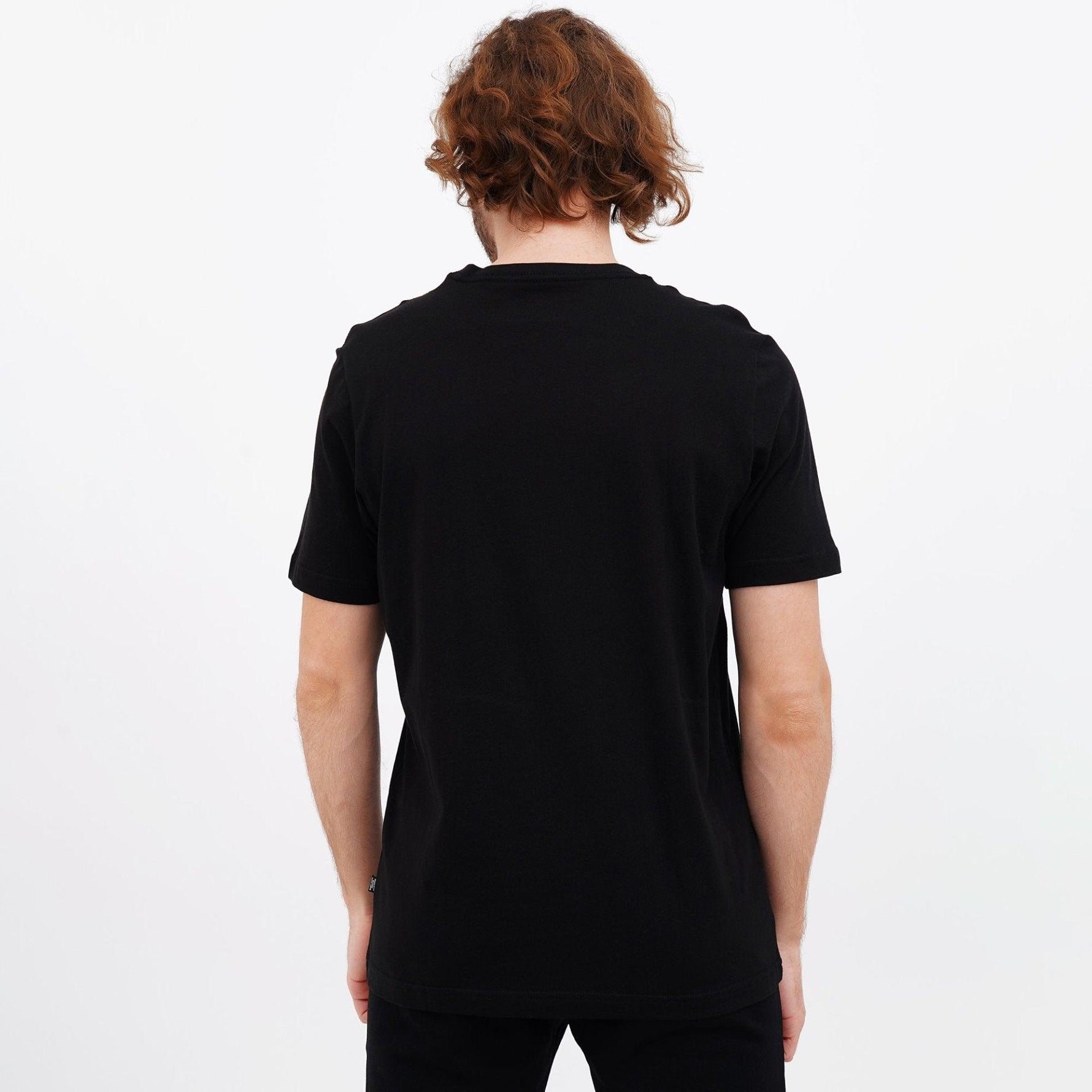 PUMA - טישירט לגבר ESS V Neck Tee בצבע שחור - MASHBIR//365