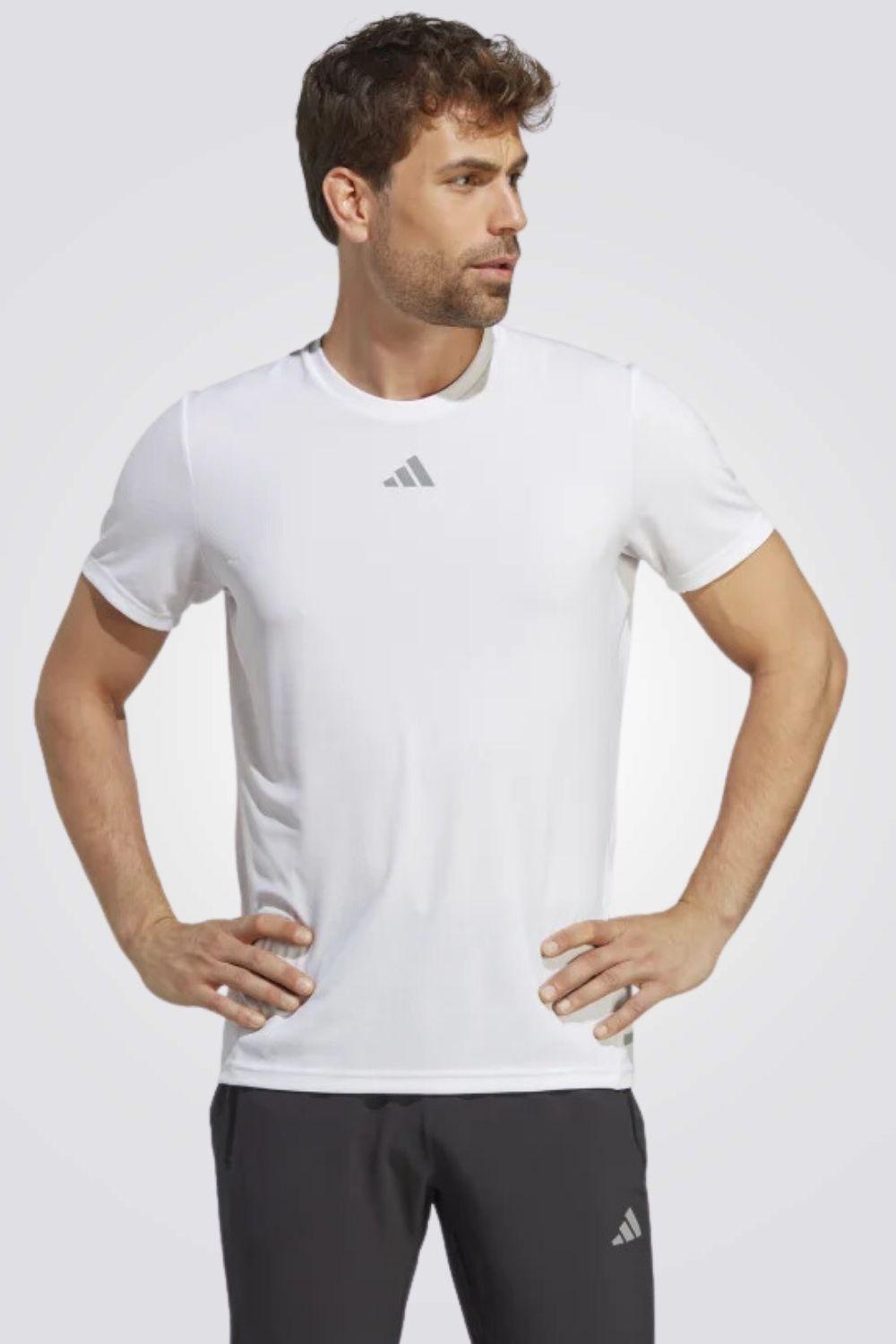 ADIDAS - טישירט לגבר OTR COOLER TEE בצבע לבן - MASHBIR//365