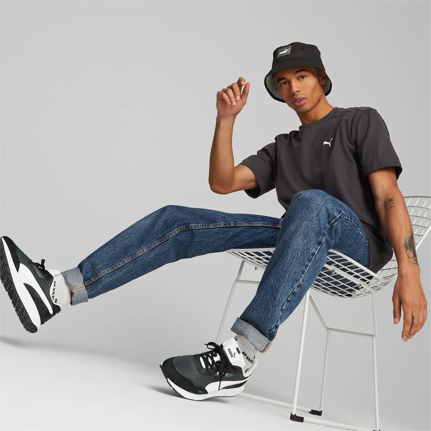 PUMA - טישירט לגבר RAD CAL בצבע שחור - MASHBIR//365