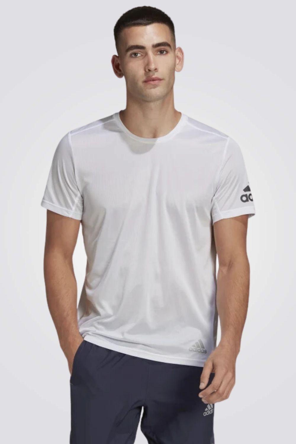 ADIDAS - טישירט לגבר RUN IT TEE M בצבע לבן - MASHBIR//365