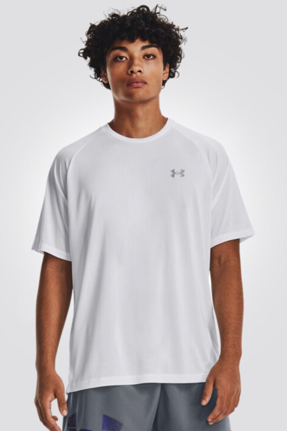 UNDER ARMOUR - טישירט לגבר Tech Reflective בצבע לבן - MASHBIR//365