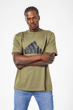 ADIDAS - טישירט לגברים FUTURE ICONS OLISTR בצבע זית - MASHBIR//365