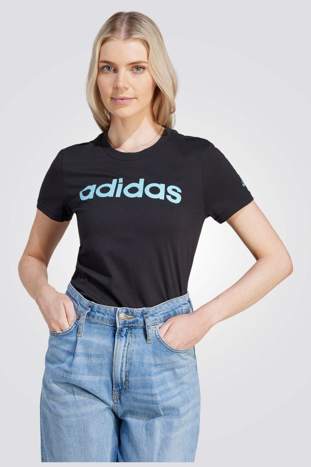 ADIDAS - טישירט לנשים ESSENTIALS SLIM בצבע שחור - MASHBIR//365