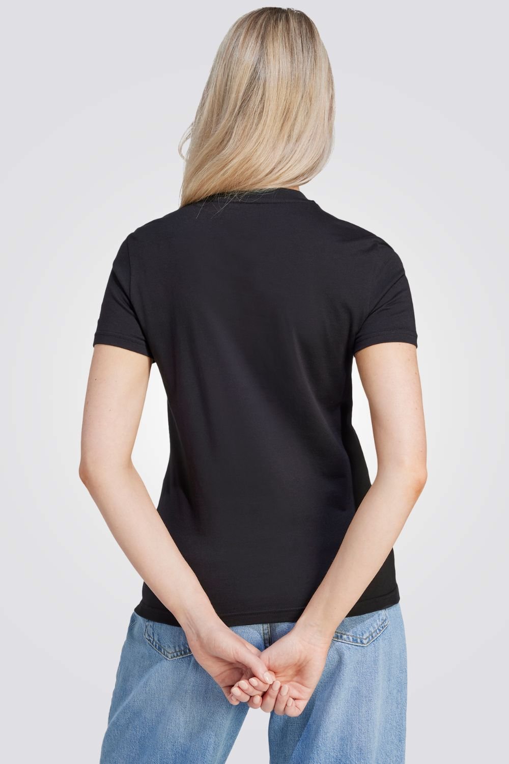 ADIDAS - טישירט לנשים ESSENTIALS SLIM בצבע שחור - MASHBIR//365
