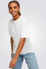 PUMA - טישירט לנשים HER Tee בצבע לבן - MASHBIR//365