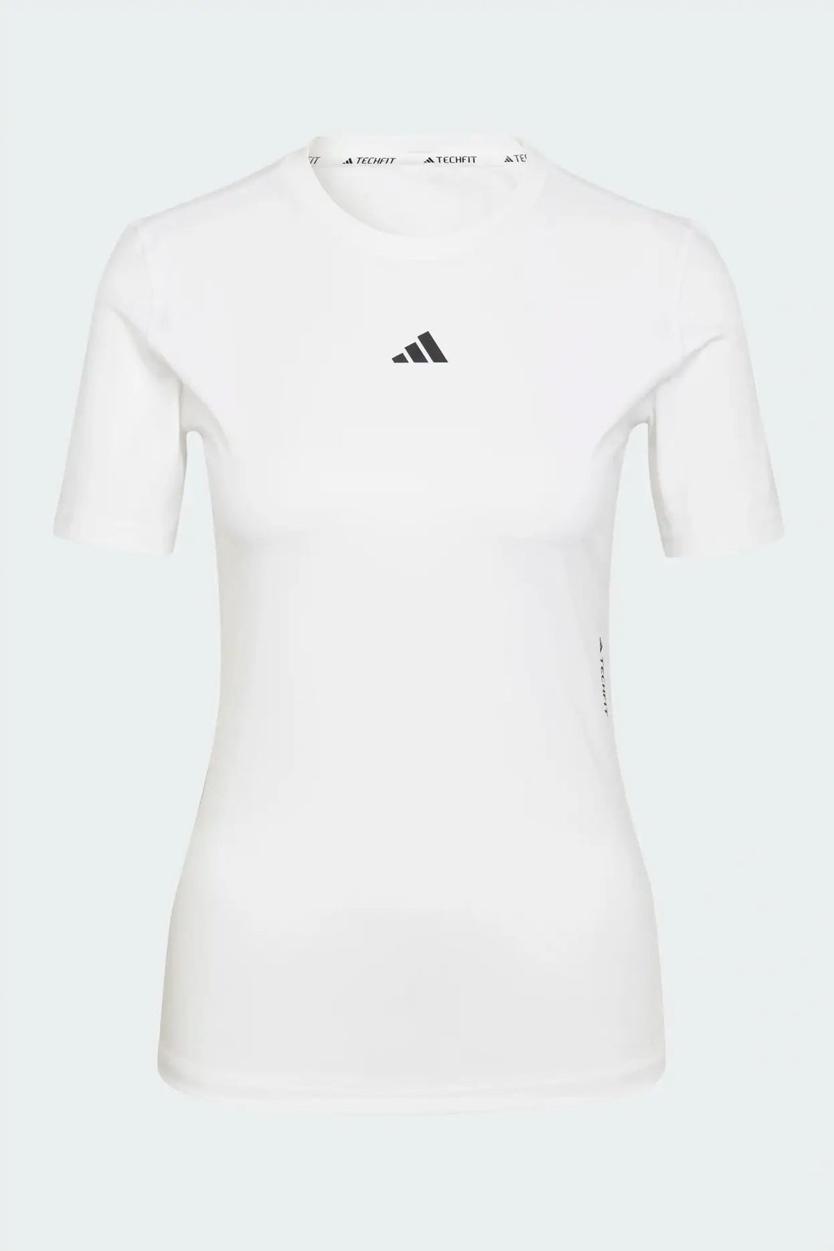 ADIDAS - טישירט לנשים TECHFIT בצבע לבן - MASHBIR//365