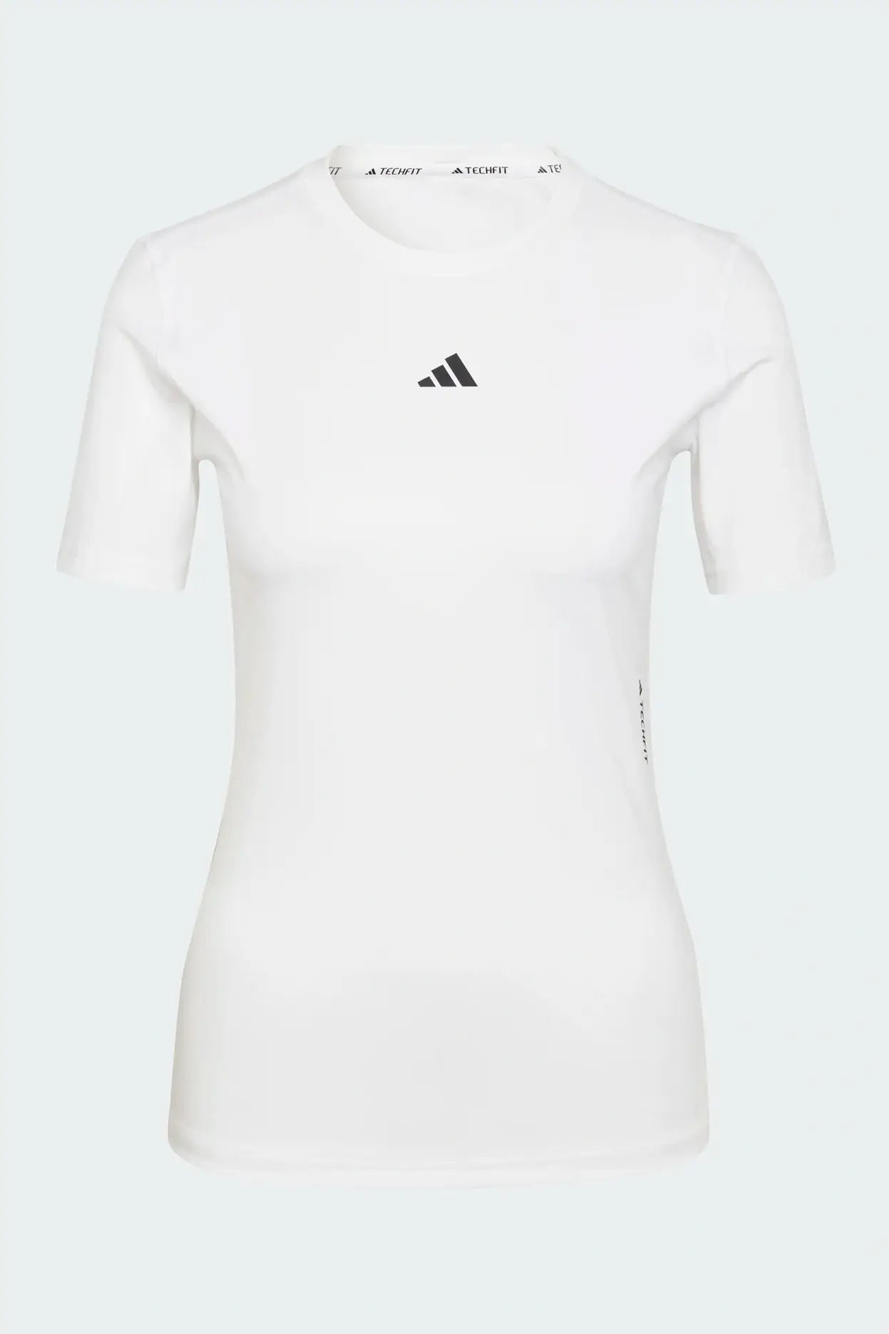ADIDAS - טישירט לנשים TECHFIT בצבע לבן - MASHBIR//365